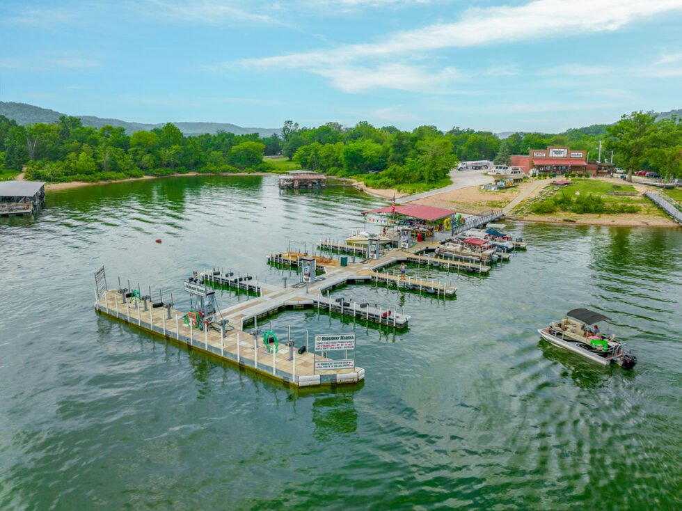 Boat Rentals on Table Rock Lake in Galena, MO Hideaway Marina